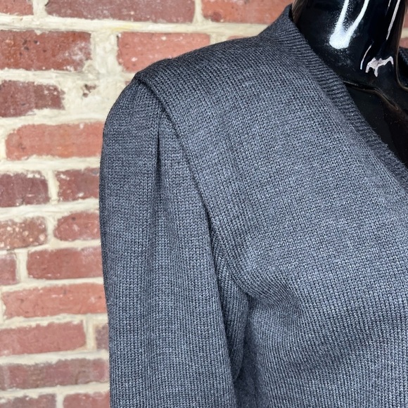 Vintage 1980s St. John for Neiman Marcus Cropped Jacket in Size 4 - Picture 5 of 5